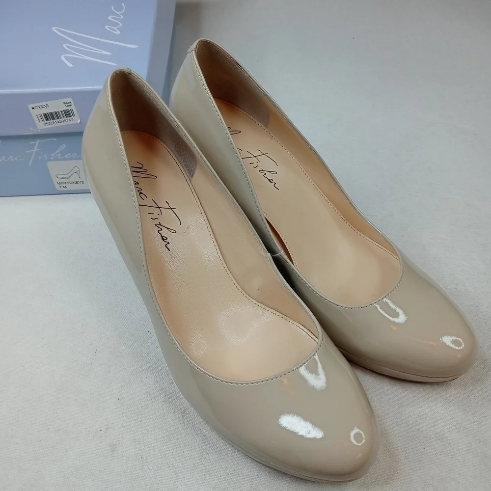 Marc Fisher 'MFsydney2' Pump Nude Patent Leather p
